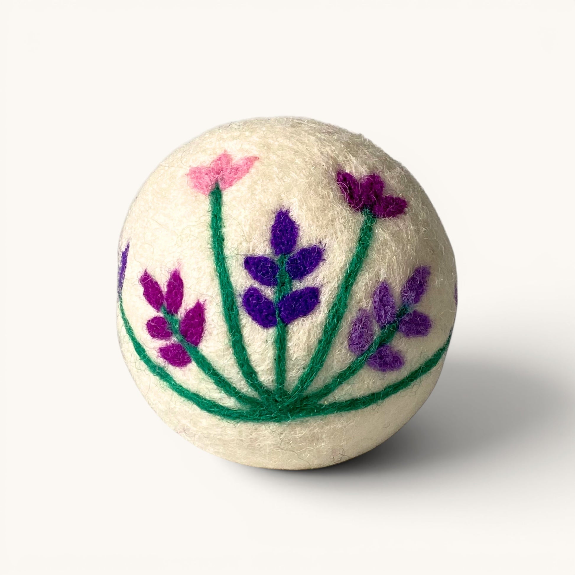 Wool dryer balls with mixed flowers